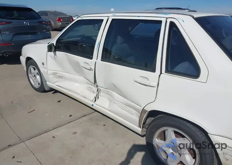 1999 Volvo S70 z USA, uszkodzony, nr VIN YV1LS55A3X1569087